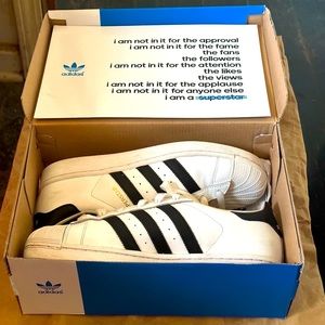 Adidas Superstar